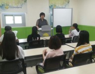 자원봉사자 교육 및 활동