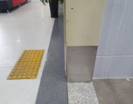 1층 남자화장실 철판 보강