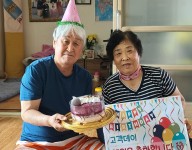 4월 고객데이
