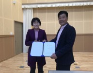 신규직원 임용장 전달