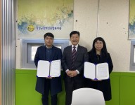 신규직원 임용장 전달